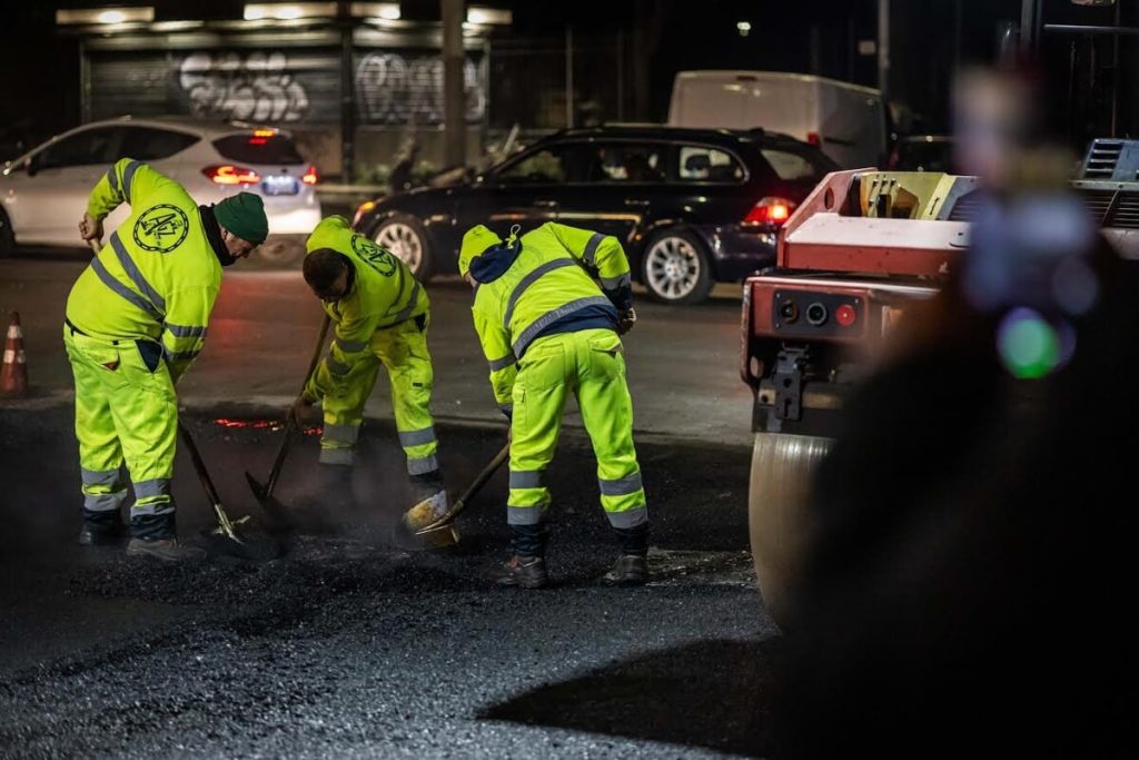 Nuova pavimentazione e marciapiedi rifatti: oltre un milione e mezzo il restyling di viale Tirreno