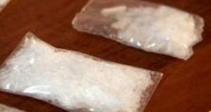 Spaccia ecstasy e mdma davanti al bar di Torpignattara