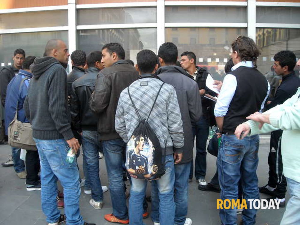 I richiedenti asilo potranno ottenere la carta d'identità cartacea in qualsiasi municipio di Roma