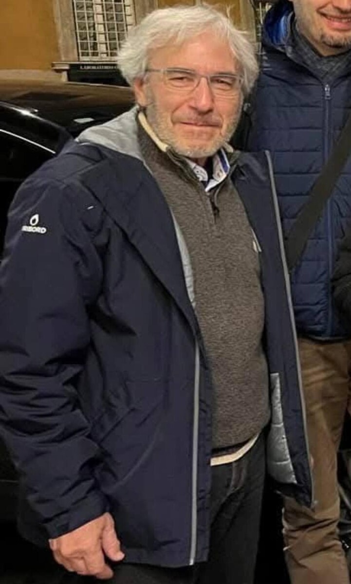 Renato Canonico, scomparso da casa viene ritrovato morto 24 ore dopo con diverse ferite. È giallo