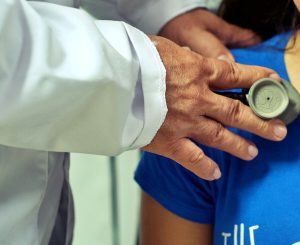 Influenza, casi in aumento a Roma e nel Lazio: i numeri e le fasce di età più colpite