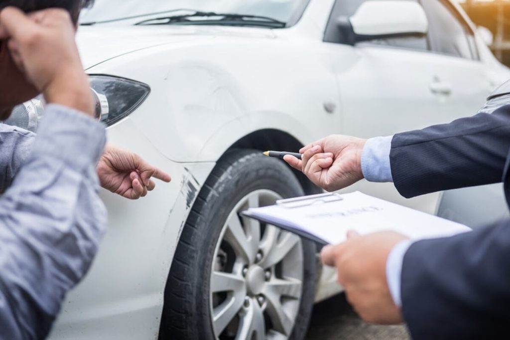 Assicurazione auto, stangata per i romani: in sei mesi è aumentata di 56 euro