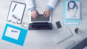 Stop alle ricette mediche cartacee dal 2025: cosa cambia