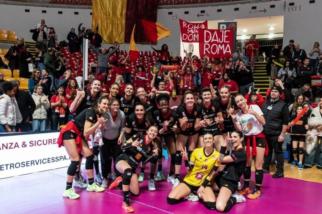 L'urlo del PalaTiziano 100 giorni dopo: la Roma Volley torna a sperare
