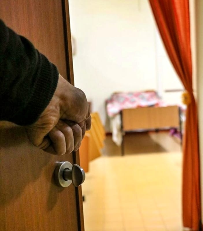 Roma e la solidarietà solo quando conviene. All'Eur va in scena il festival dell'ipocrisia, sulla pelle dei senza dimora