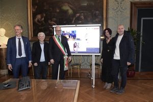 Bimba con due mamme diventa cittadina romana. Gualtieri firma la decima trascrizione