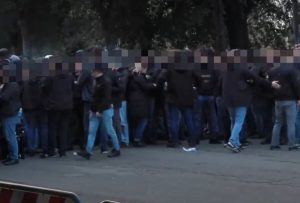 Roma-Eintracht, fermati quattro tifosi romanisti: hanno tentato blitz contro i tedeschi