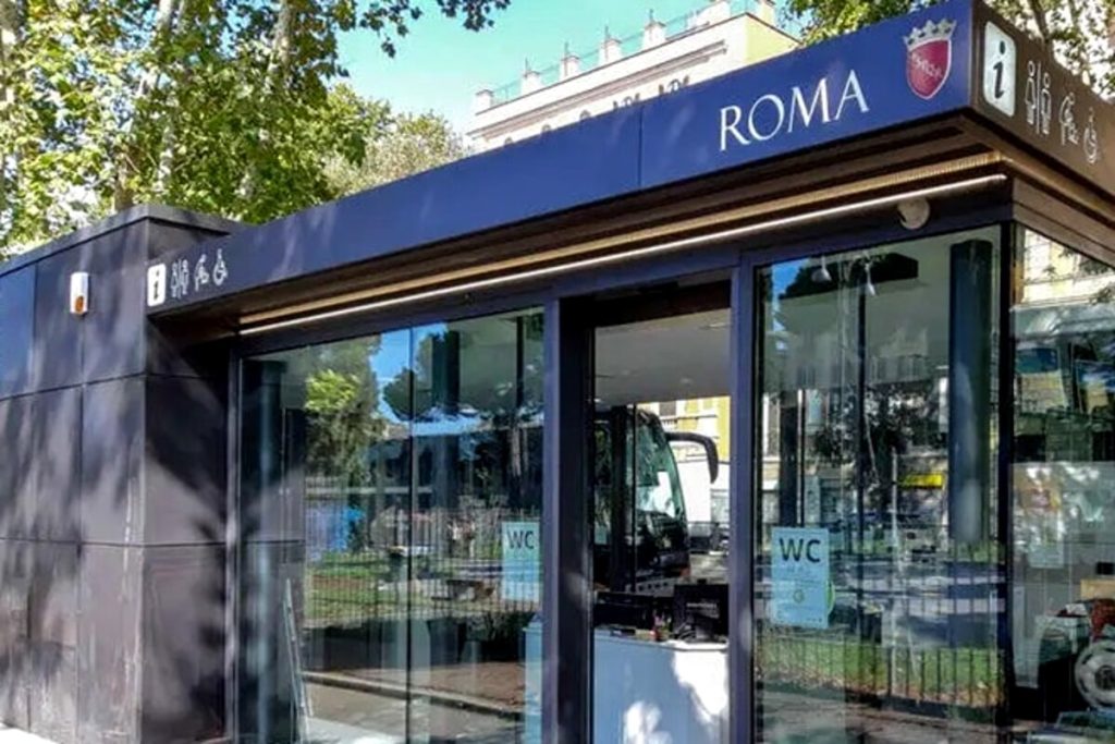 Giubileo, in arrivo 21 nuovi bagni pubblici: si pagherà con carta di credito