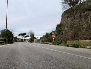 Rischio frana, posizionate le barriere di protezione lungo via Flaminia nuova