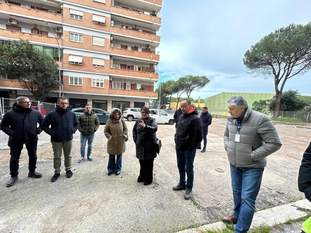 Voragine del Quadraro: finiti i lavori Acea, ora tocca a Italgas. Gli step per riaprire via Menas