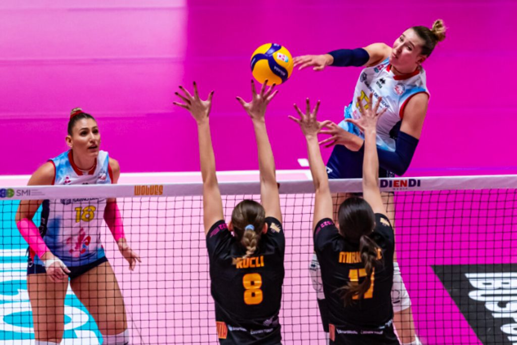 La Roma Volley nella tana di Ekaterina Antropova: stasera un ostico turno infrasettimanale