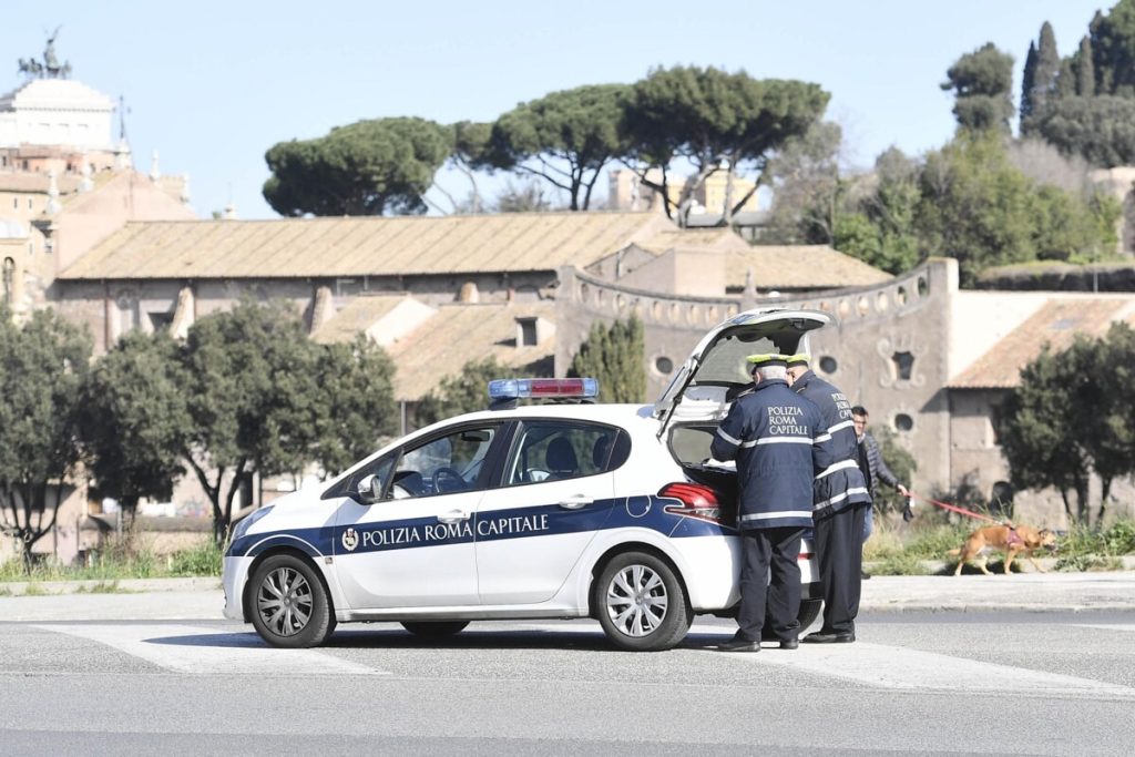 Domani blocco del traffico a Roma. Chi può circolare, le multe e tutte le informazioni sulla domenica ecologica del 16 febbraio 2025