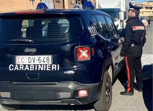 Rapina supermercato insieme alla complice. Era evaso dai domiciliari