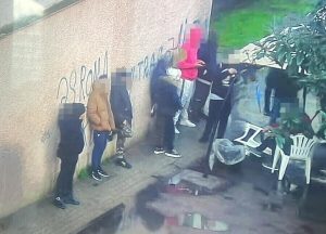 Al Quarticciolo ormai è vietato arrestare i pusher. Rivolta continua contro le "guardie": "Questa è zona nostra"