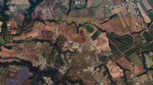 Rifiuti interrati e niente bonifica. Così nell'agro romano si convive con una maxi discarica abusiva