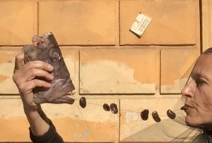 Februare, performance di Daniela Beltrani