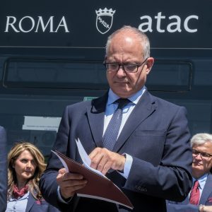 "Gualtieri, sui trasporti fai come Milano". L'Acos e le indicazioni per il nuovo contratto con Atac