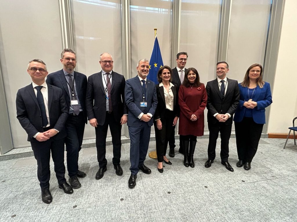 Crisi abitativa, Gualtieri batte cassa all'Ue: "Pianificazione e soldi servono subito, si faccia come col Pnrr"