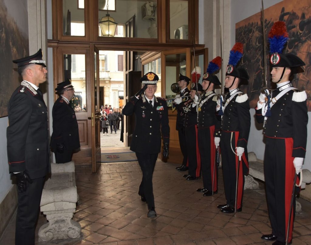 Carabinieri: il generale Iacobelli in visita al comando provinciale