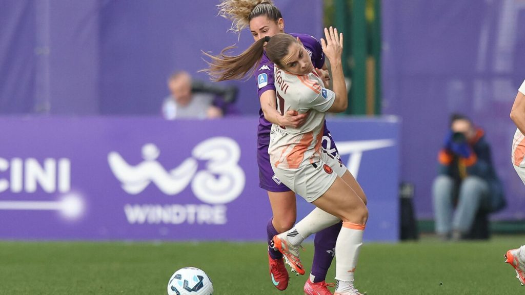 Serie A Femminile, Fiorentina - Roma 0-0: la vetta si allontana per le ragazze di Spugna