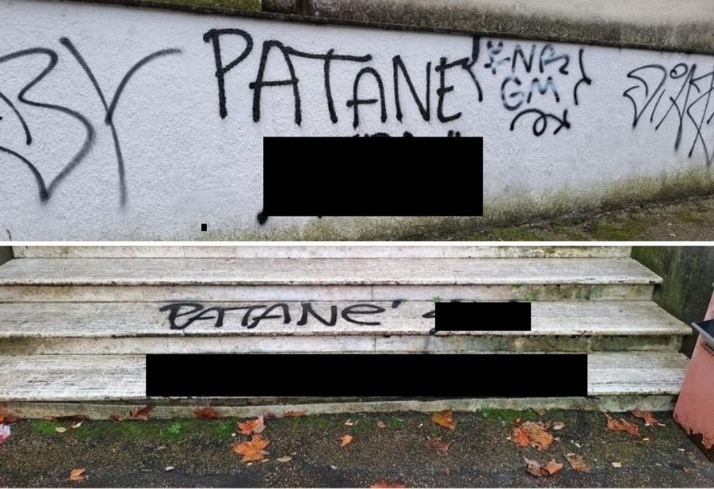 Gli insulti sotto la sede dell'assessorato dove protesteranno i tassisti