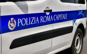 Maxi tamponamento in tangenziale, sei auto coinvolte