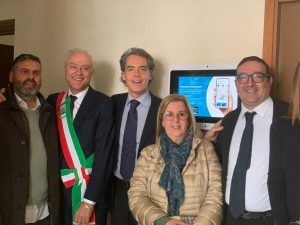 Presentato il progetto di bacheche digitali nelle aree comuni degli immobili Ater
