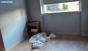 Dieci appartamenti sono stati liberati dagli occupanti abusivi