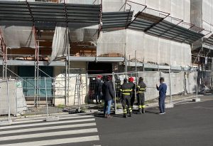 La loro palazzina era a rischio crollo. Dopo 2 mesi fuori casa, per 100 famiglie è finito l'incubo