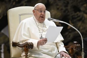 Come sta papa Francesco? Gli aggiornamenti non sono rassicuranti: "Crisi respiratoria. Necessaria trasfusione"