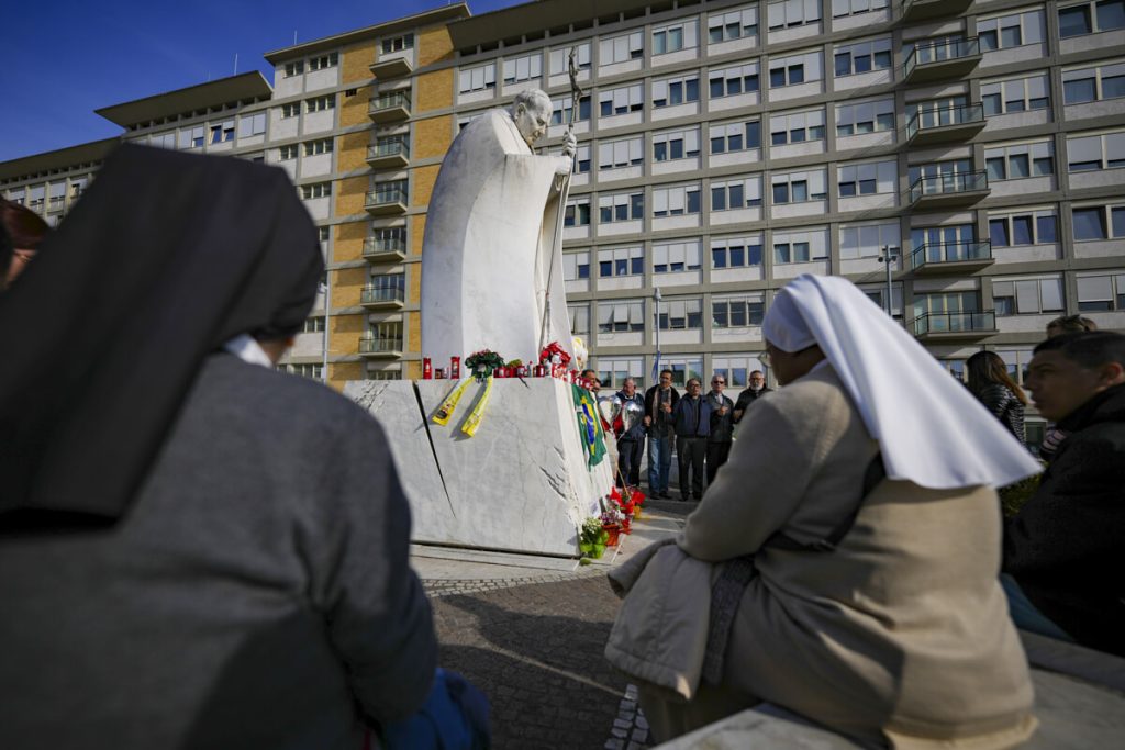Come sta papa Francesco? Gli aggiornamenti e il bollettino di oggi