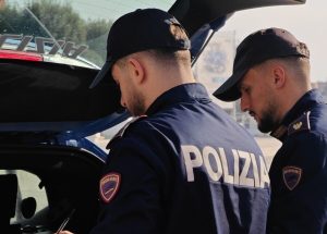 Espulso dal Paese torna a Roma e viene trovato con la droga