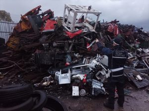 Seimila tonnellate di rifiuti pericolosi: smascherato traffico illecito. Quattro arresti