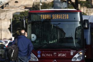 Sciopero Roma: oggi 24 febbraio a rischio bus, tram e metro per 24 ore