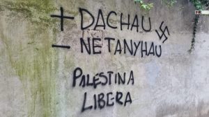 Svastiche e scritte antisemite ai Parioli. "Più Dachau meno Netanyahu"