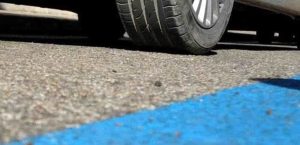Sensori hi tech contro i furbetti delle strisce blu: ecco i parcheggi di Roma dove verranno installati