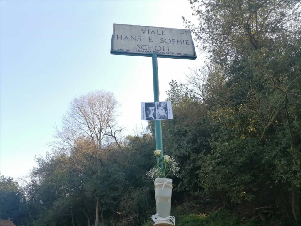 A Villa Ada commemorazione di Hans e Sophie Scholl, uccisi dai nazisti nel 1943