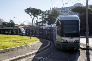 A Roma tornano in servizio i tram