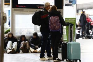 Treni, nuovo guasto sull'alta velocità: ritardi fino a 60 minuti sulla linea Roma-Firenze
