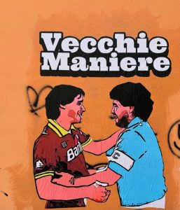 “Vecchie maniere”: in vista di Roma Napoli arriva il murale che celebra il “derby del sole”