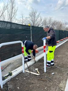 La strada semi-distrutta che collega tre municipi sarà riqualificata: lavori in corso fino ad aprile